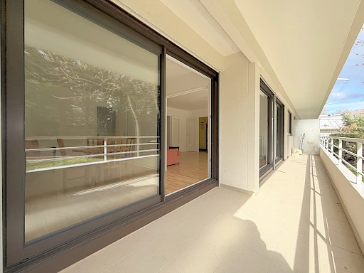 4 PIÈCES, 2 BALCONS, CAVE ET PARKING   BOIS-PRÉAU - 1