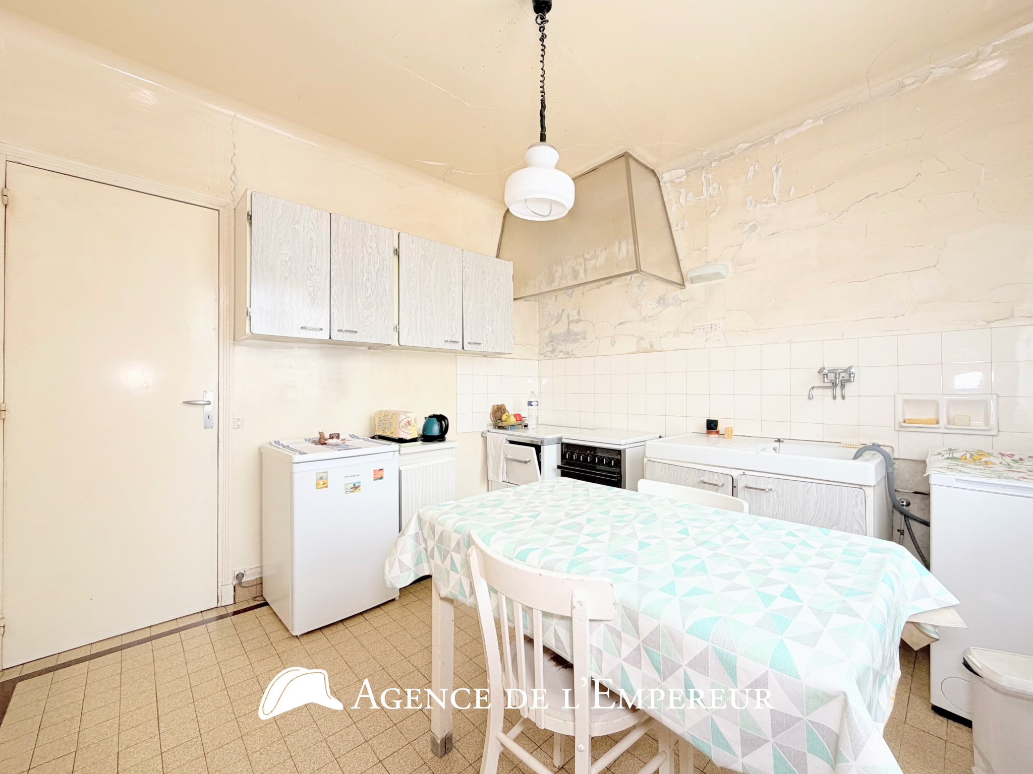 3 chambres - Maison de 91 m2 habitables sur sous-sol total (46 m2) - Parcelle 495 m2