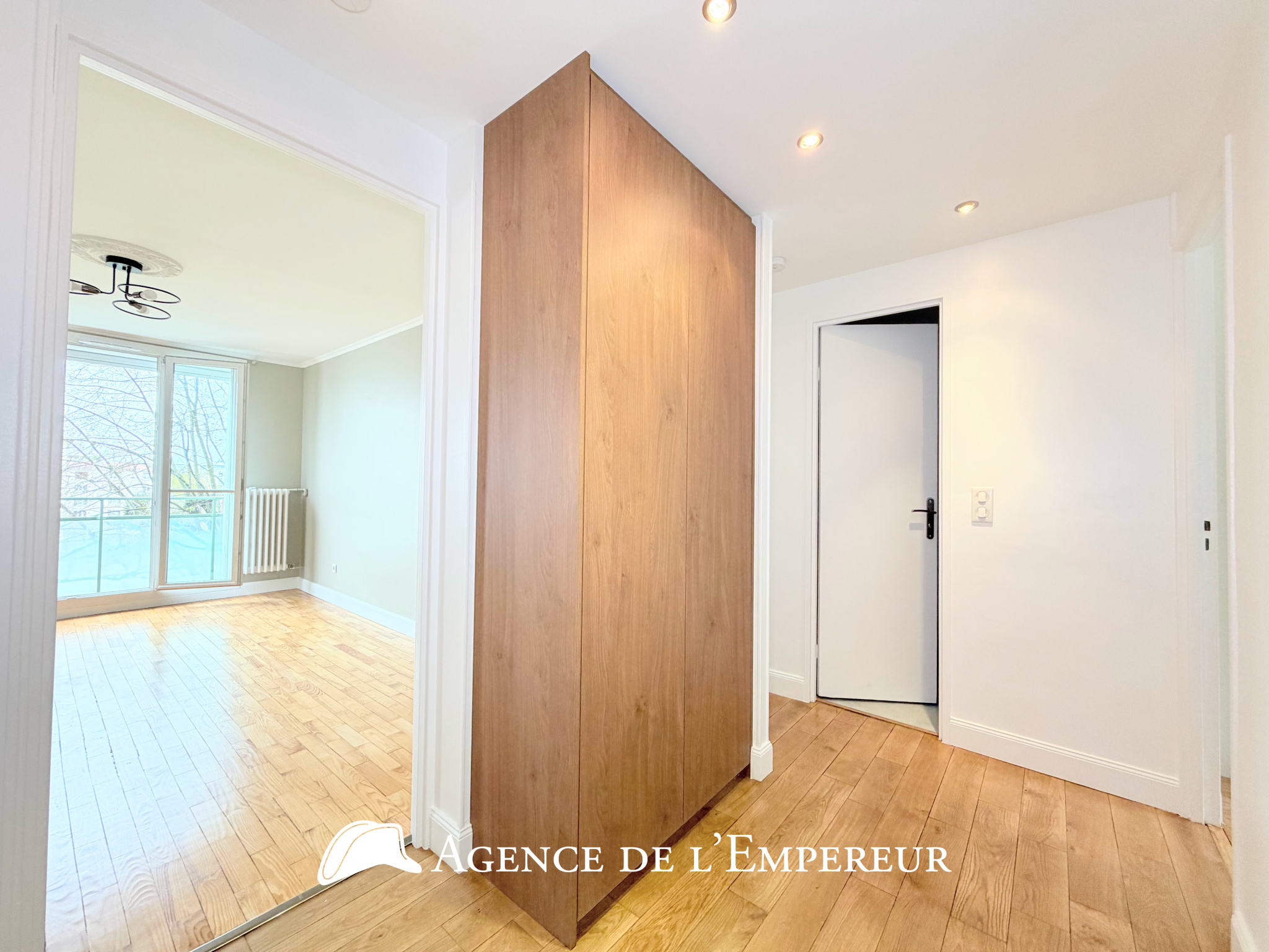Appartement 66,20 m2 - 3 pièces - cave et parking