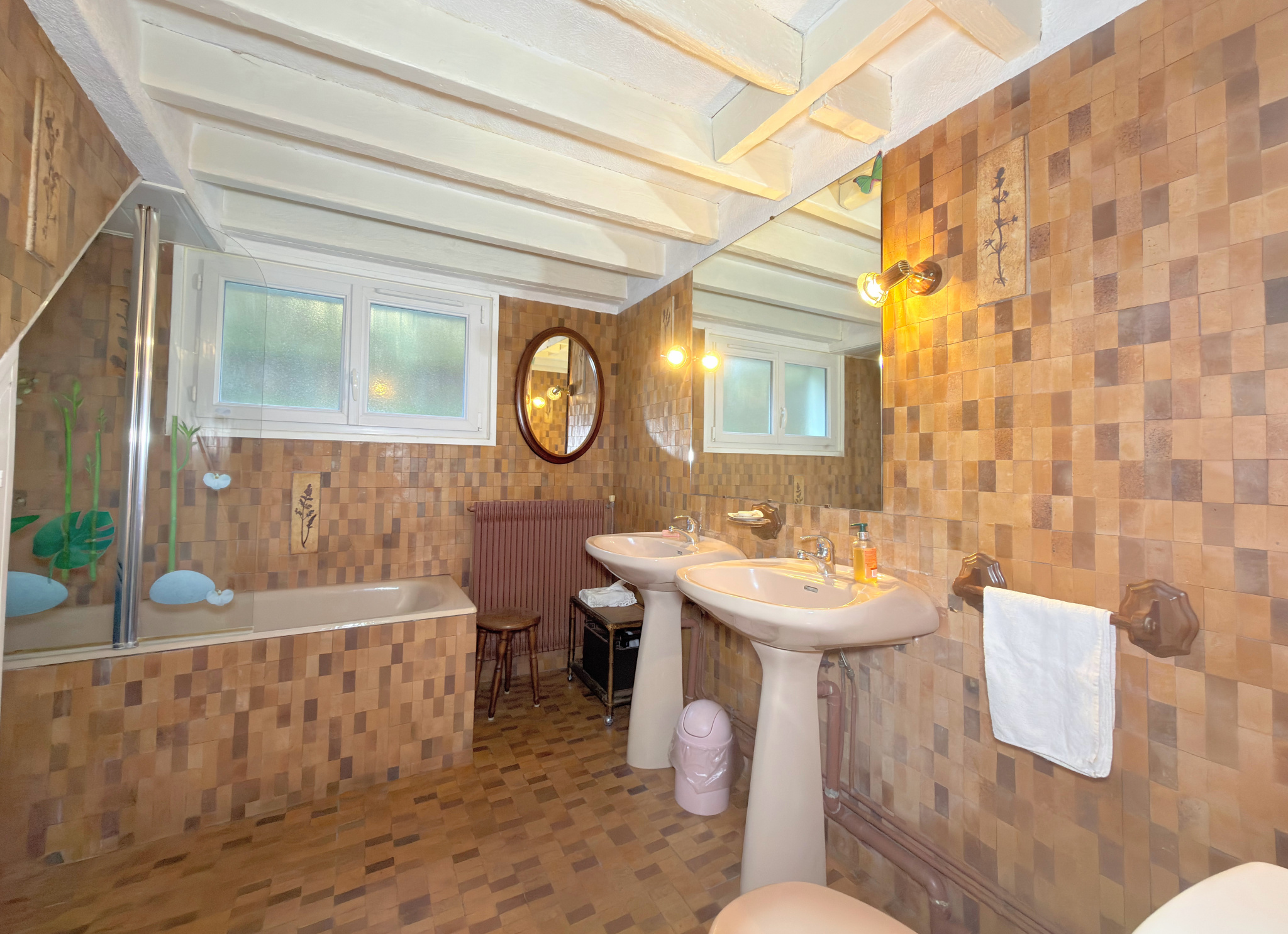 MAISON 4 CHAMBRES AU CALME À PROXIMITÉ DE LA PLACE BESCHE