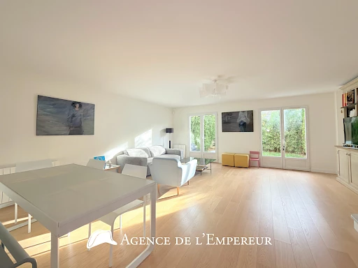 Maison de 148 m2   4 chambres - 1