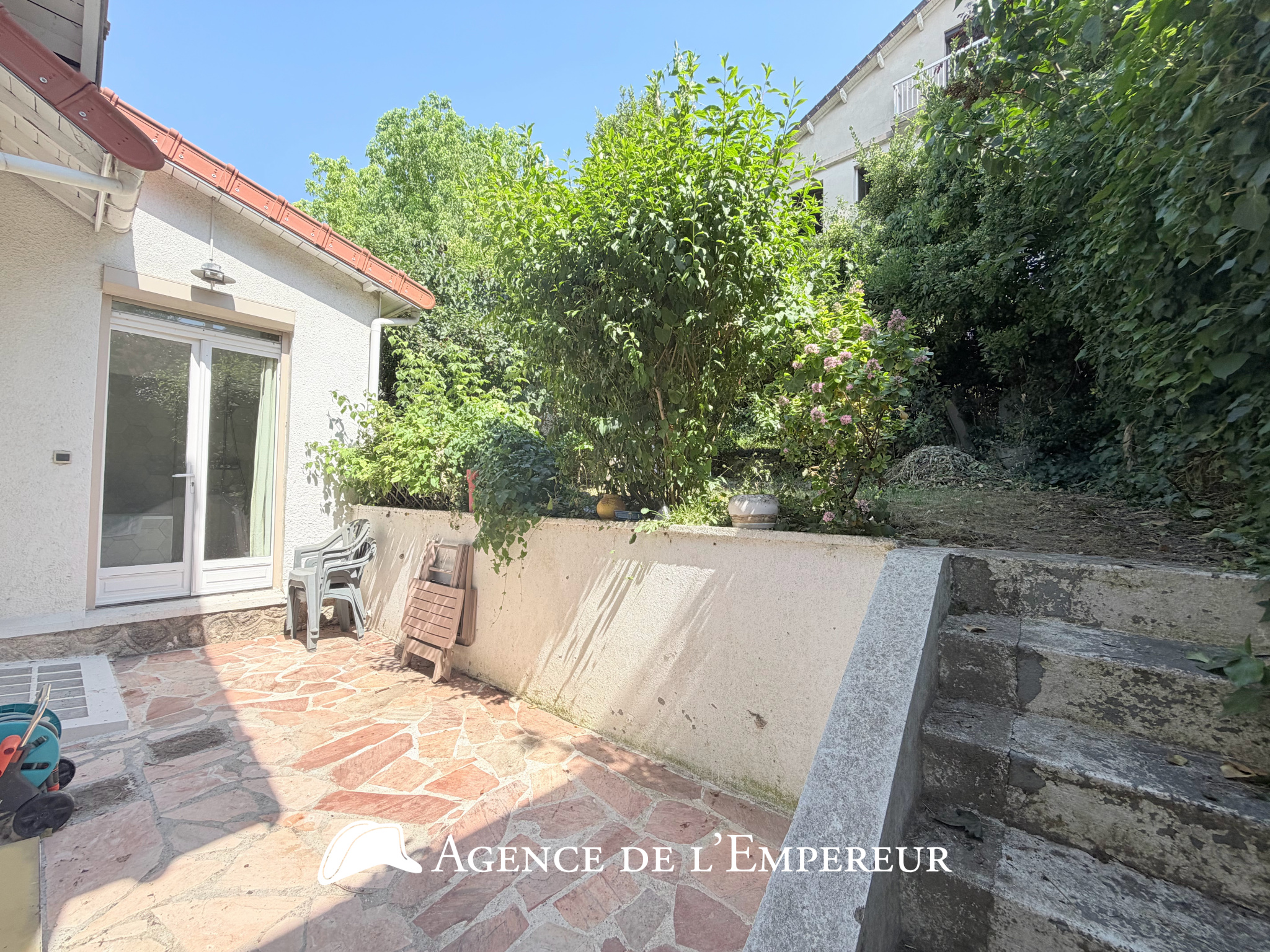MAISON EN LOCATION MEUBLÉE proche du centre-ville