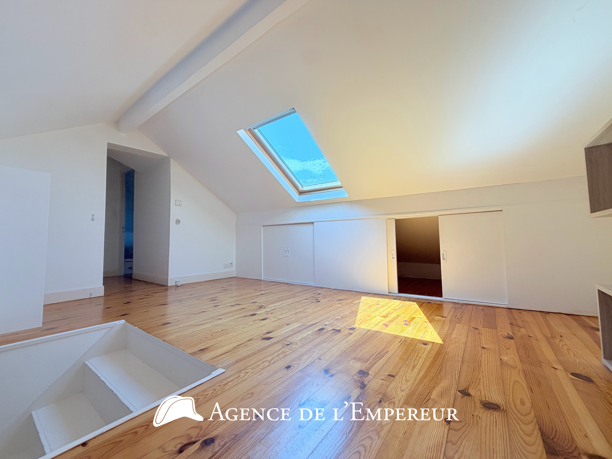 MAISON EN LOCATION MEUBLÉE proche du centre-ville