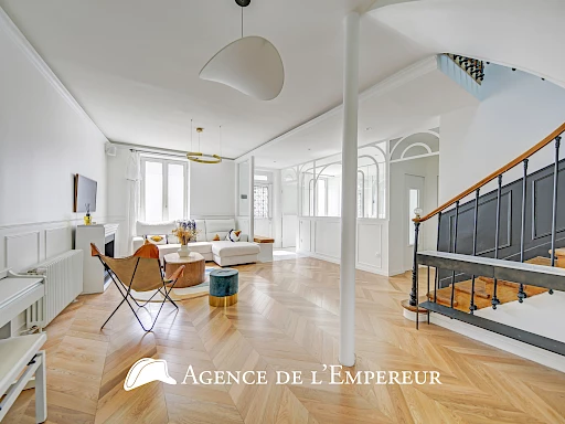 MAGNIFIQUE MAISON EN LOCATION   CŒUR DE VILLE - 2