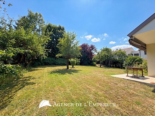 MAISON D'ARCHITECTE — 6 CHAMBRES — PARCELLE 1 190 m2 - 3