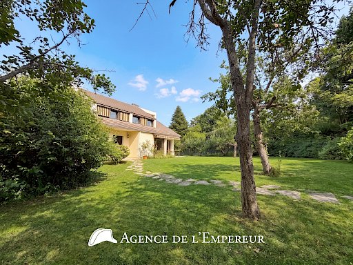 MAISON D'ARCHITECTE — 6 CHAMBRES — PARCELLE 1 190 m2 - 1