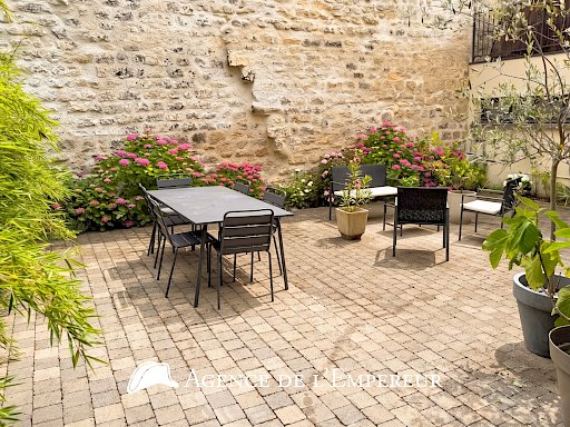 Maison contemporaine avec 120 m2 d'espace extérieur privatif   Rueil cœur de ville