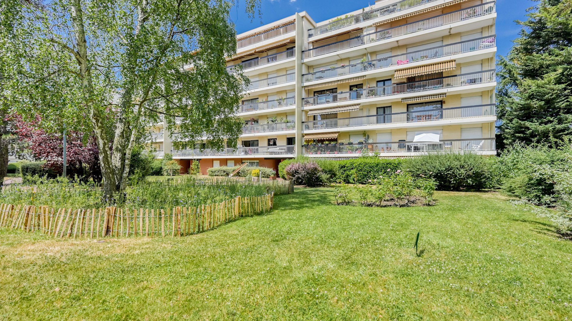 APPARTEMENT 5 PIÈCES RÉSIDENCE BEAUHARNAIS RUEIL