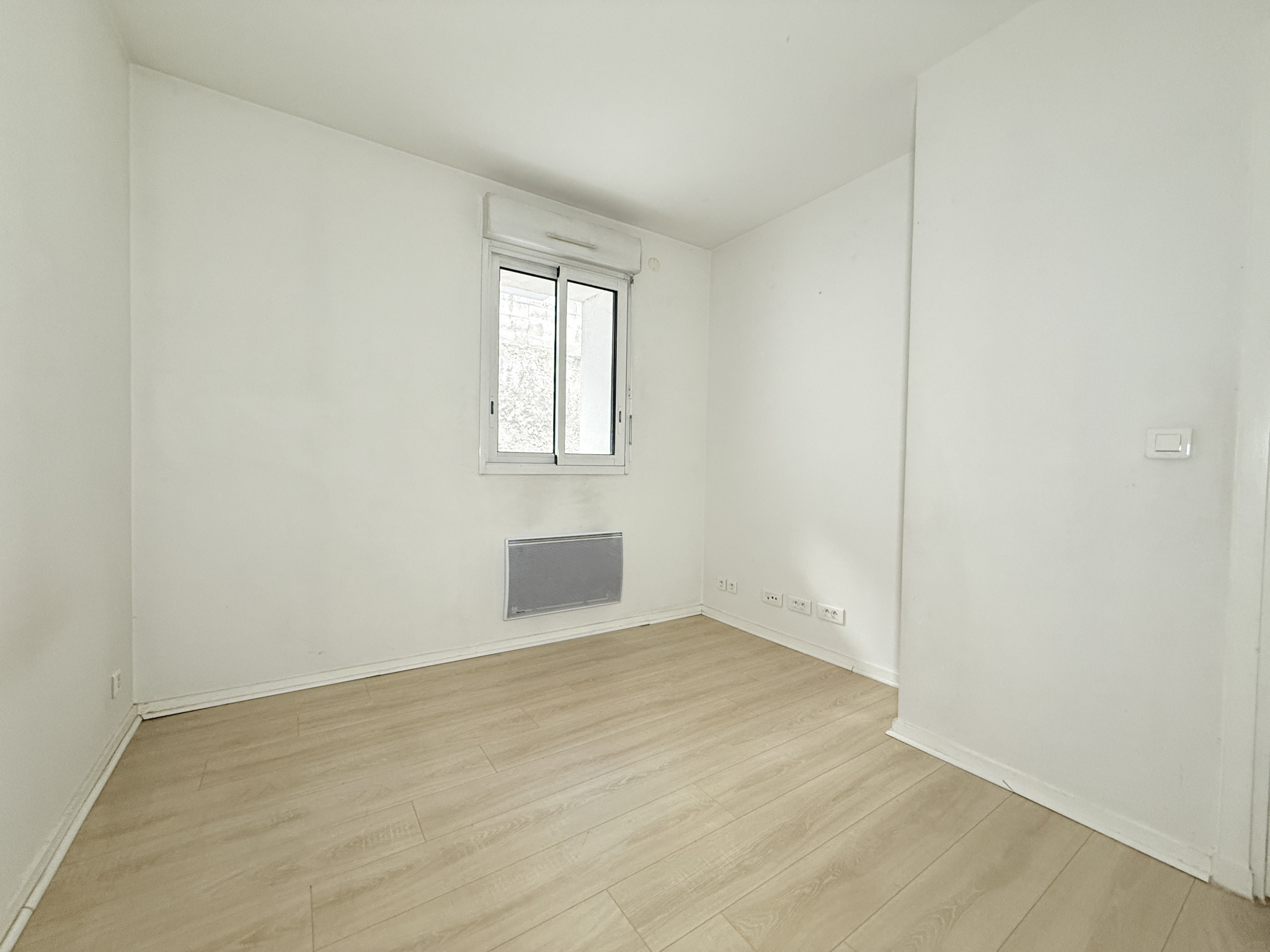 Rueil limite Suresnes