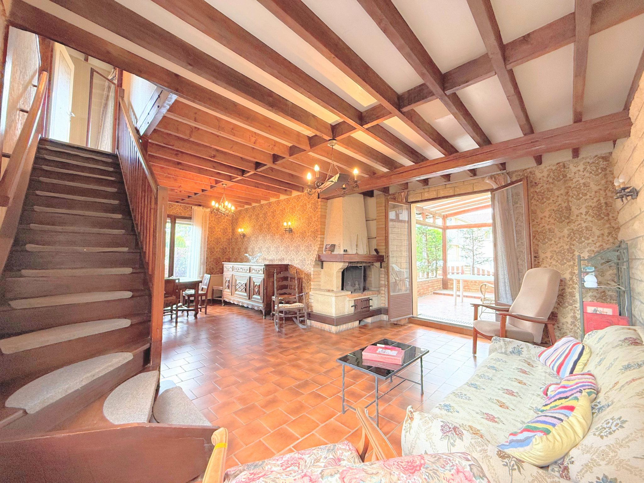 MAISON 8 PIÈCES - PLATEAU RUEIL