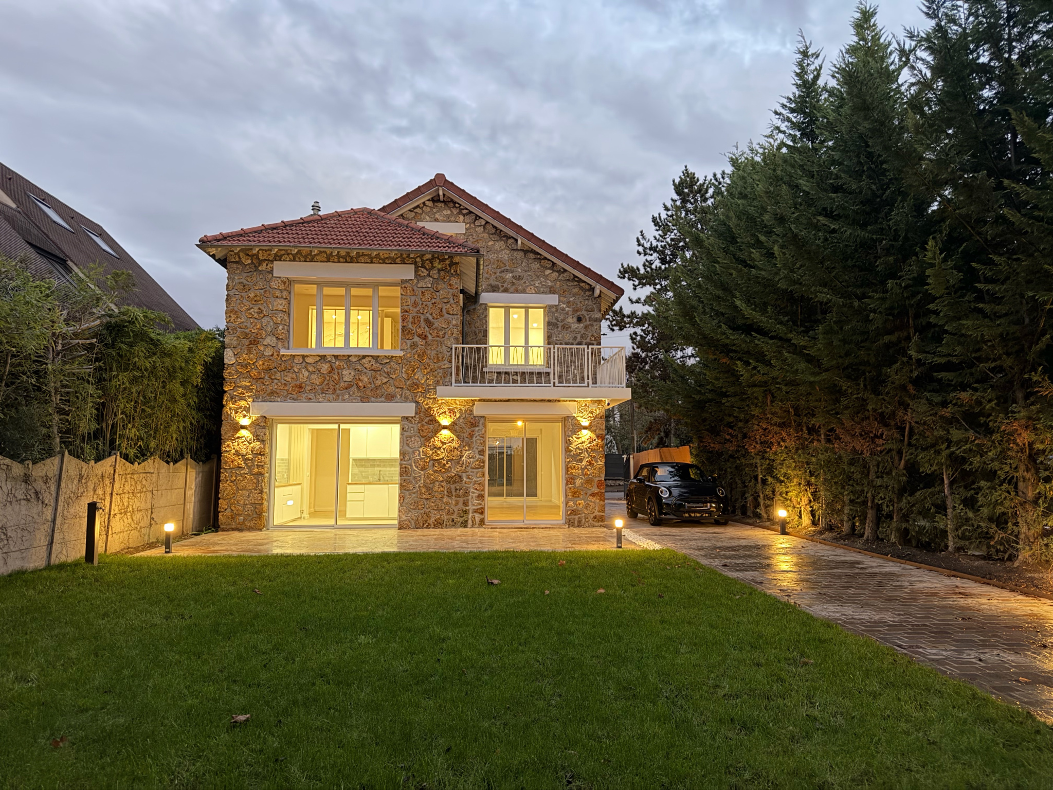 Maison familiale 5 chambres - jardin - garages - Rueil Malmaison