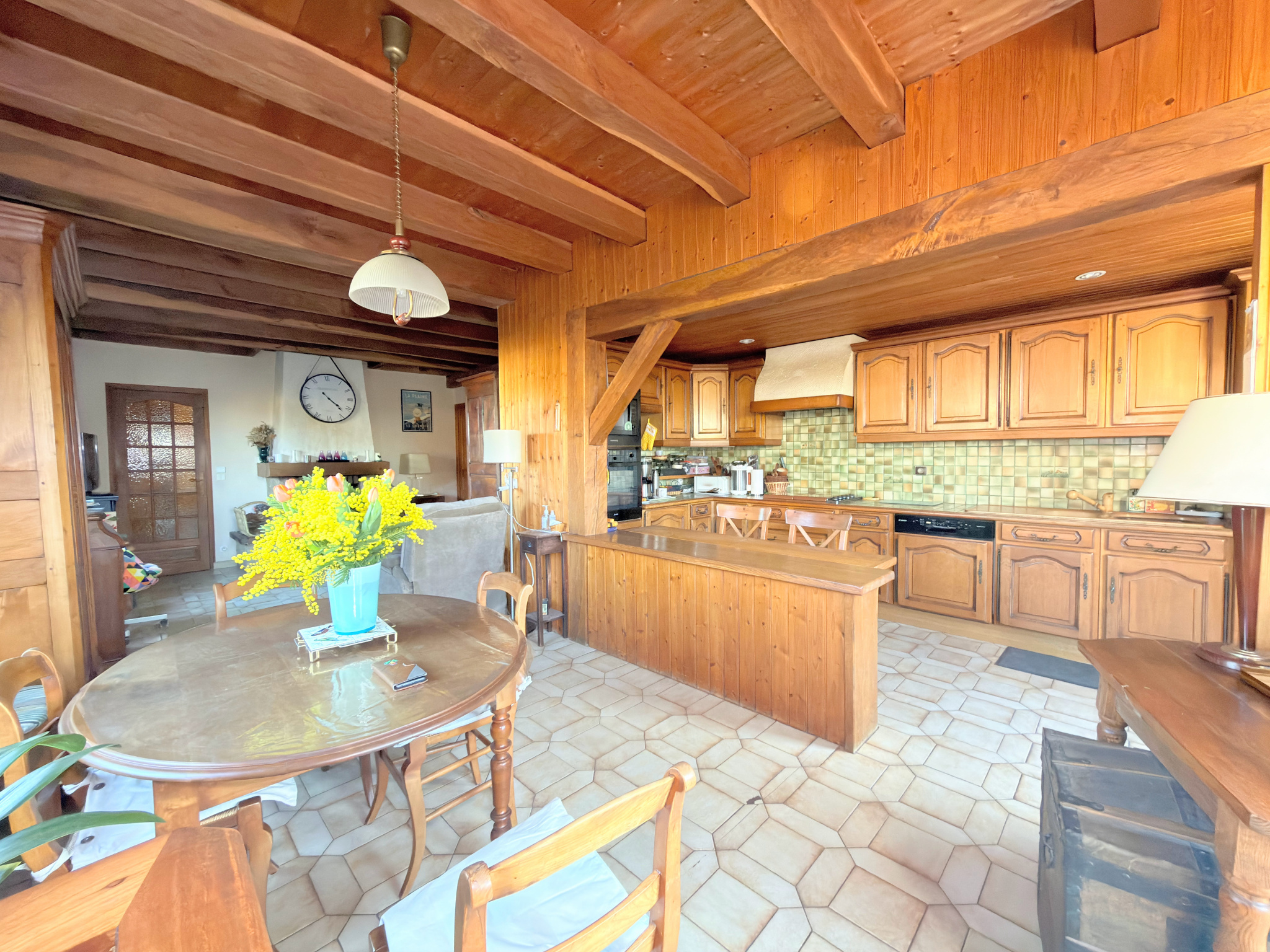 MAISON 4 CHAMBRES AU CALME À PROXIMITÉ DE LA PLACE BESCHE