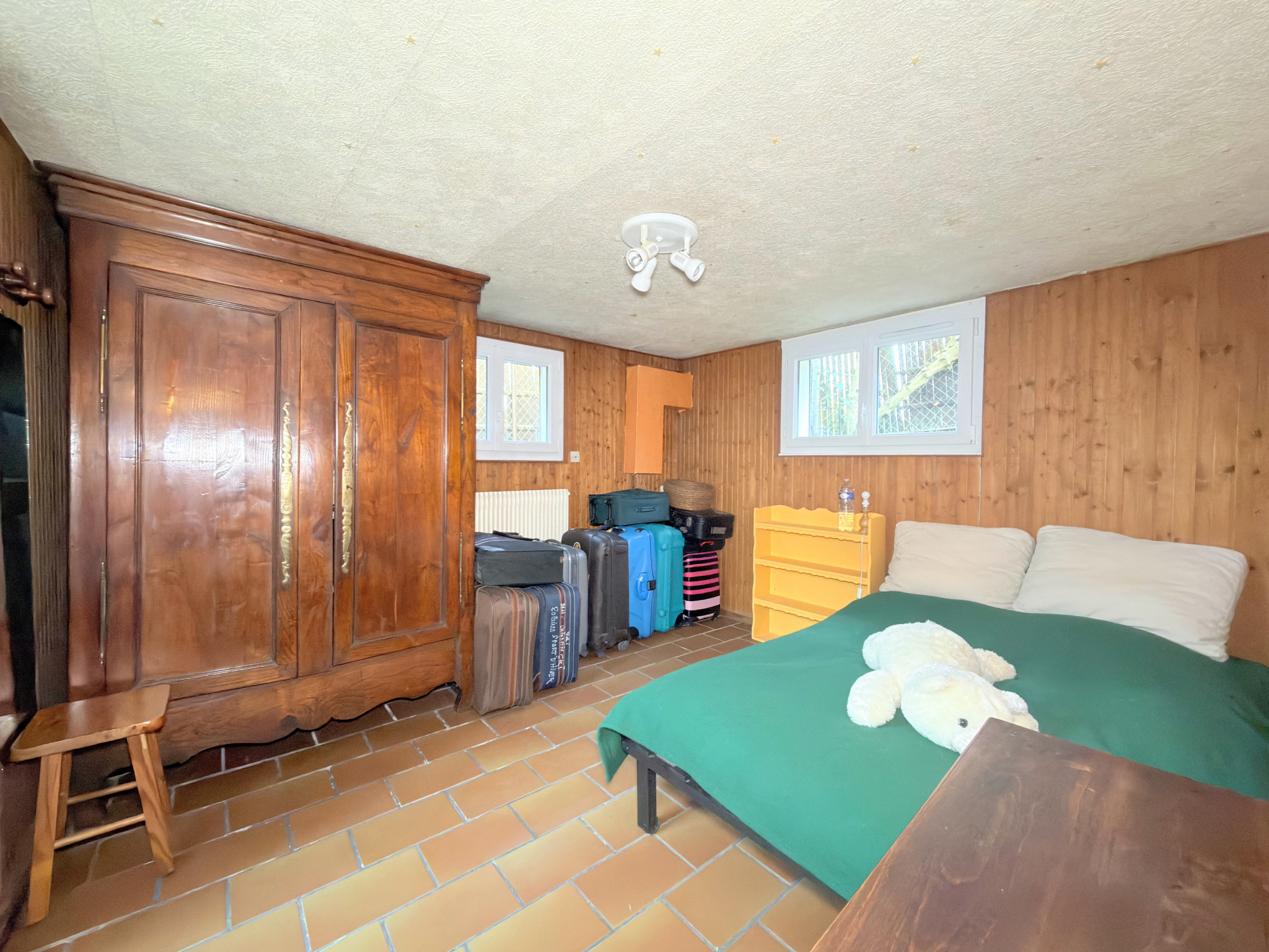 MAISON 4 CHAMBRES AU CALME À PROXIMITÉ DE LA PLACE BESCHE