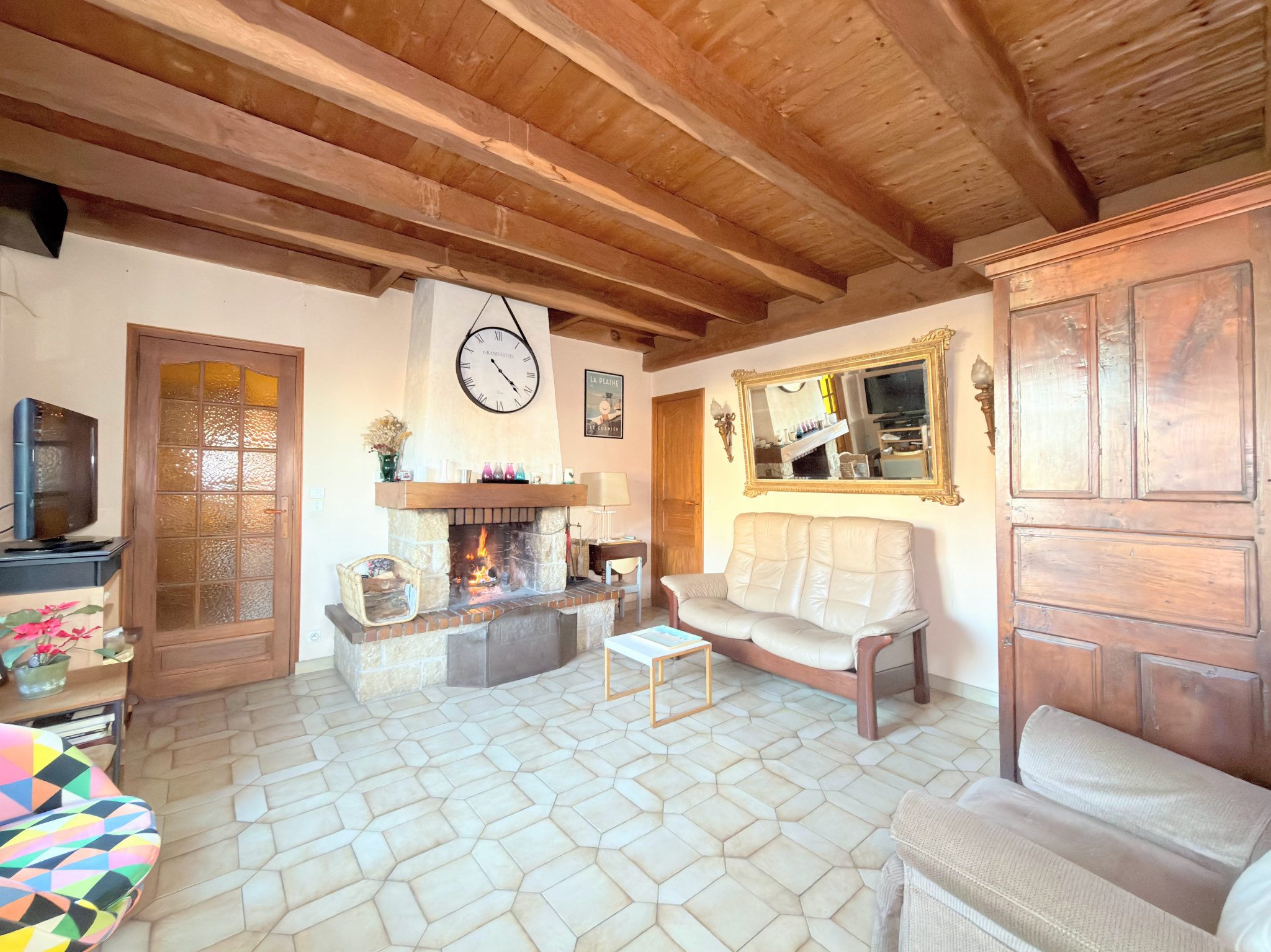 MAISON 4 CHAMBRES AU CALME À PROXIMITÉ DE LA PLACE BESCHE