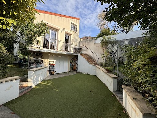 MAISON 4 CHAMBRES AU CALME À PROXIMITÉ DE LA PLACE BESCHE