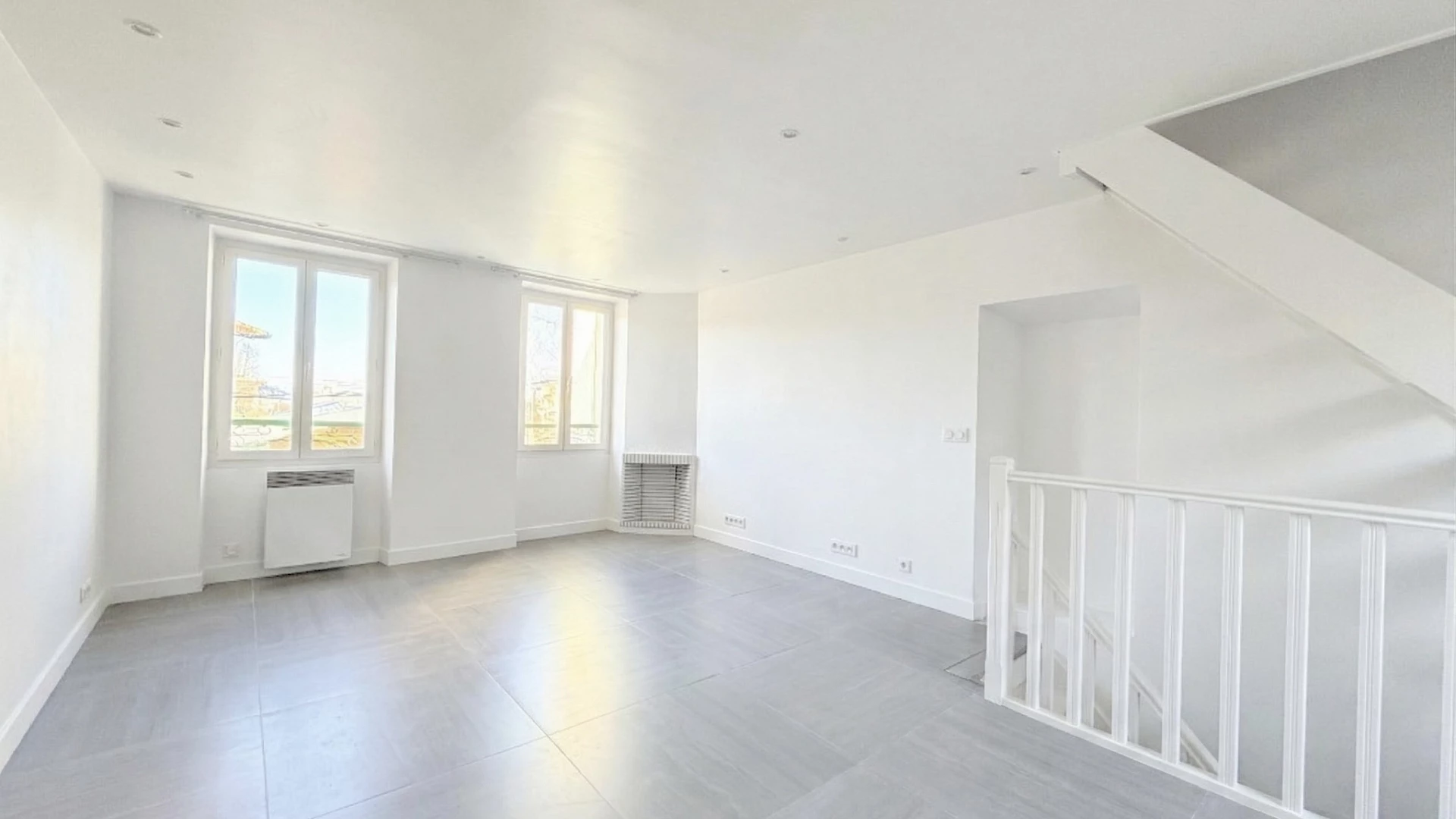 MAISON DE VILLE   2 CHAMBRES   CŒUR DE VILLE