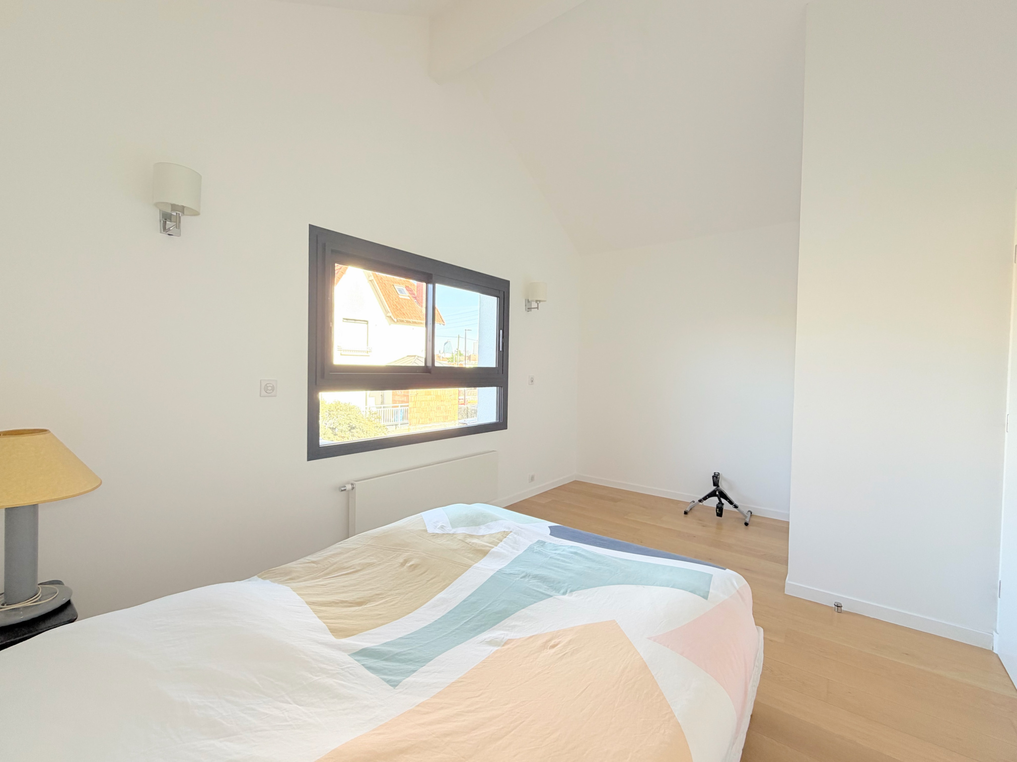 MAISON ENTRE CENTRE-VILLE ET RER A - PARCELLE DE 602 m2