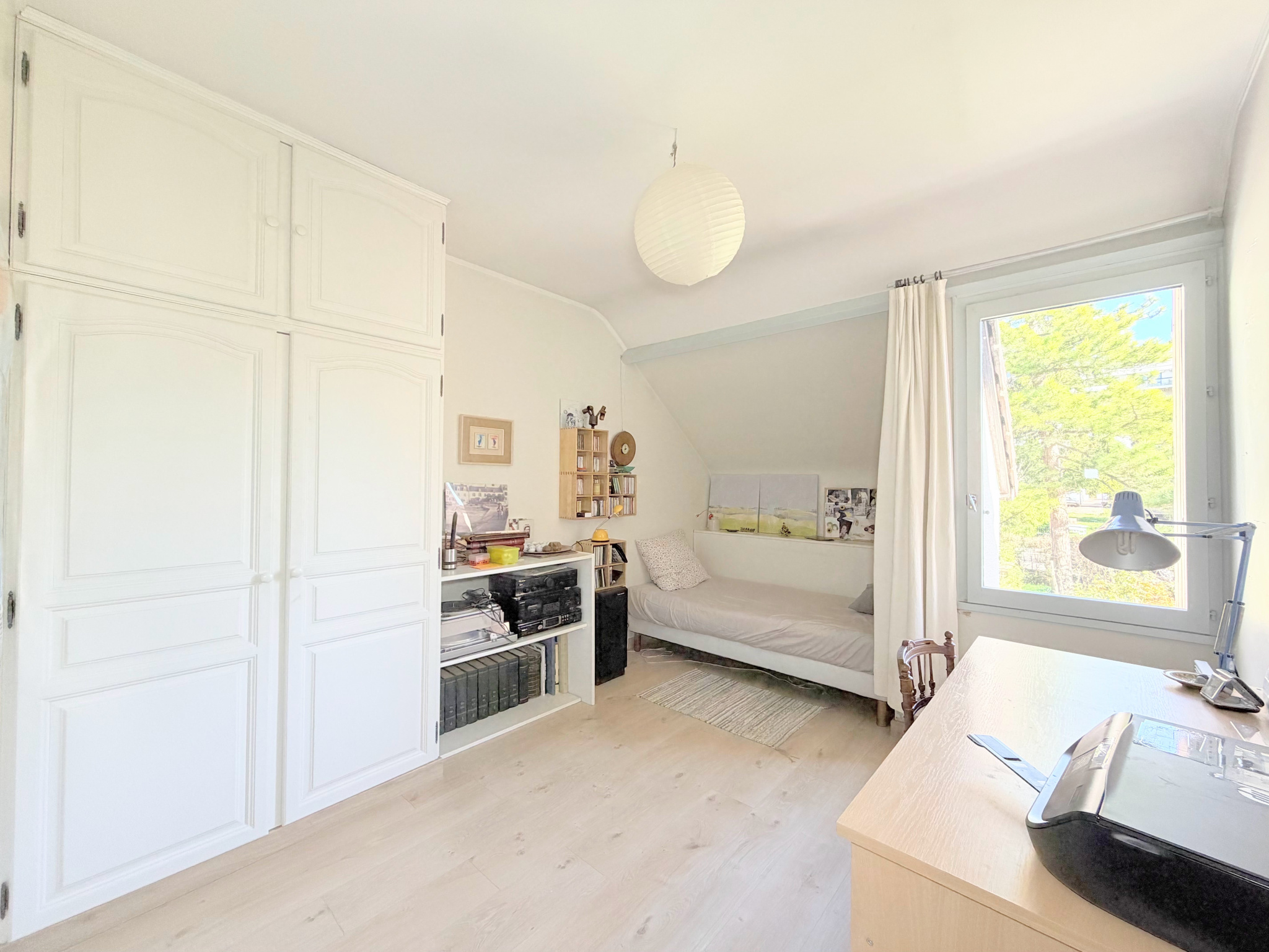 Maison 175 m2 - Parcelle 584 m2 - 6 chambres - Châtaigneraie/Richelieu