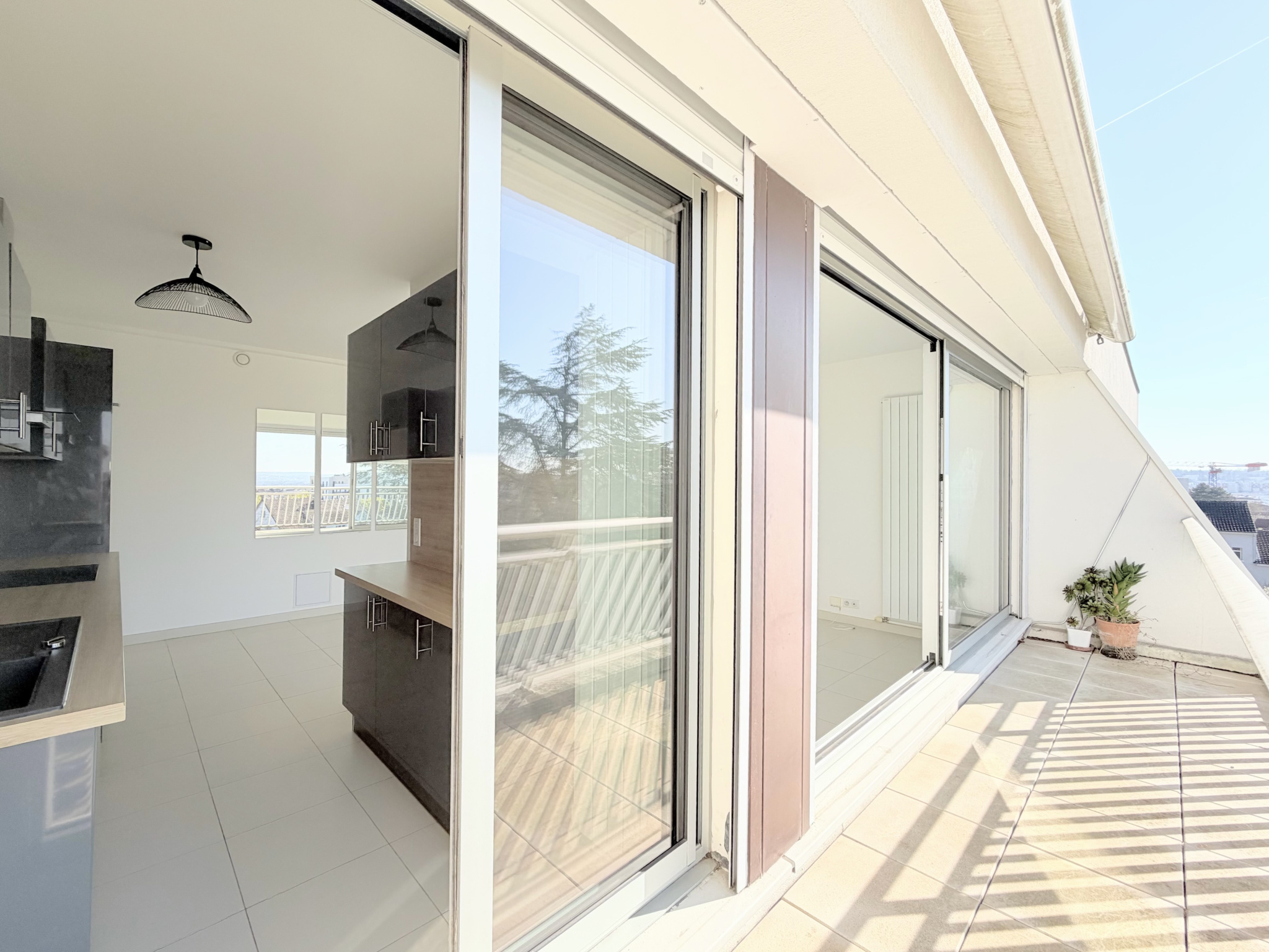 Appartement - 2 CH - 61,26 m2 - Résidence « Les Terrasses de Rueil »