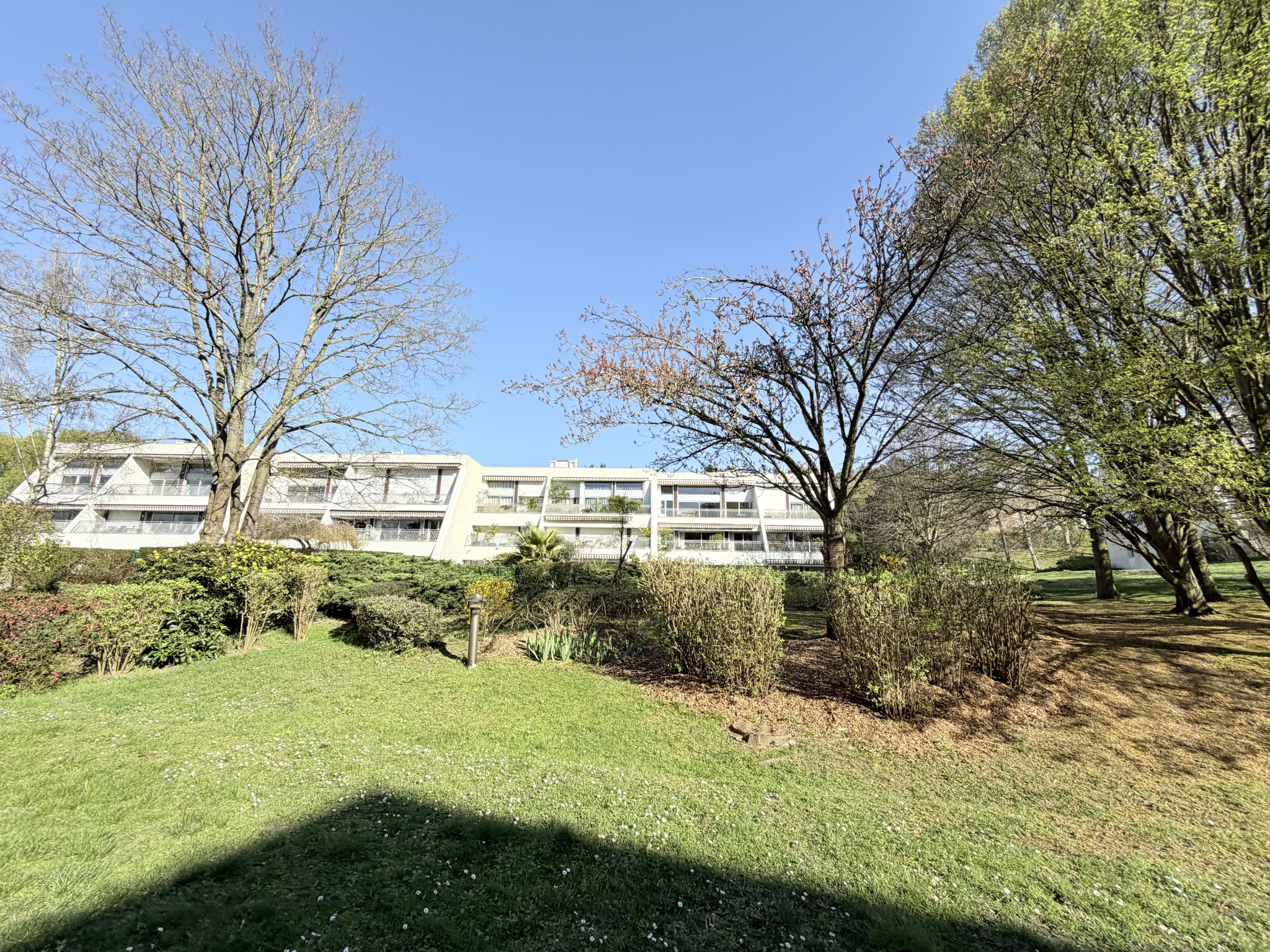 Appartement - 2 CH - 61,26 m2 - Résidence « Les Terrasses de Rueil »