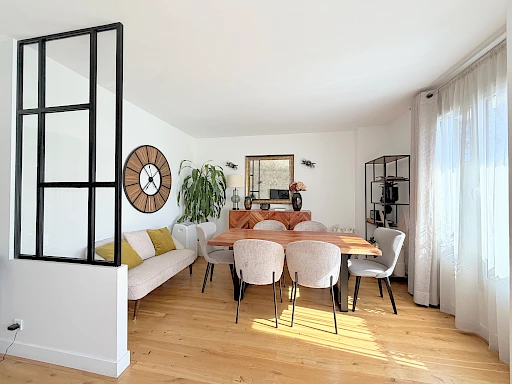 Magnifique 4 pièces - Place Besche