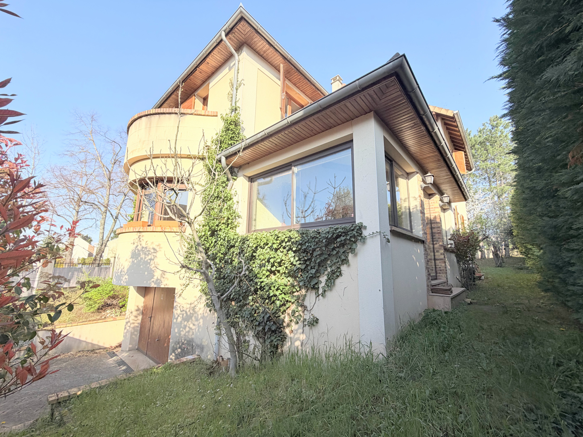 MAISON 7 PIÈCES BUZENVAL