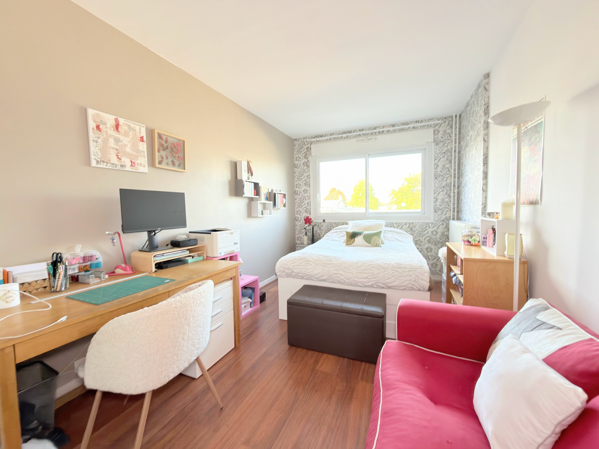 Appartement 4 pièces avec terrasse et box