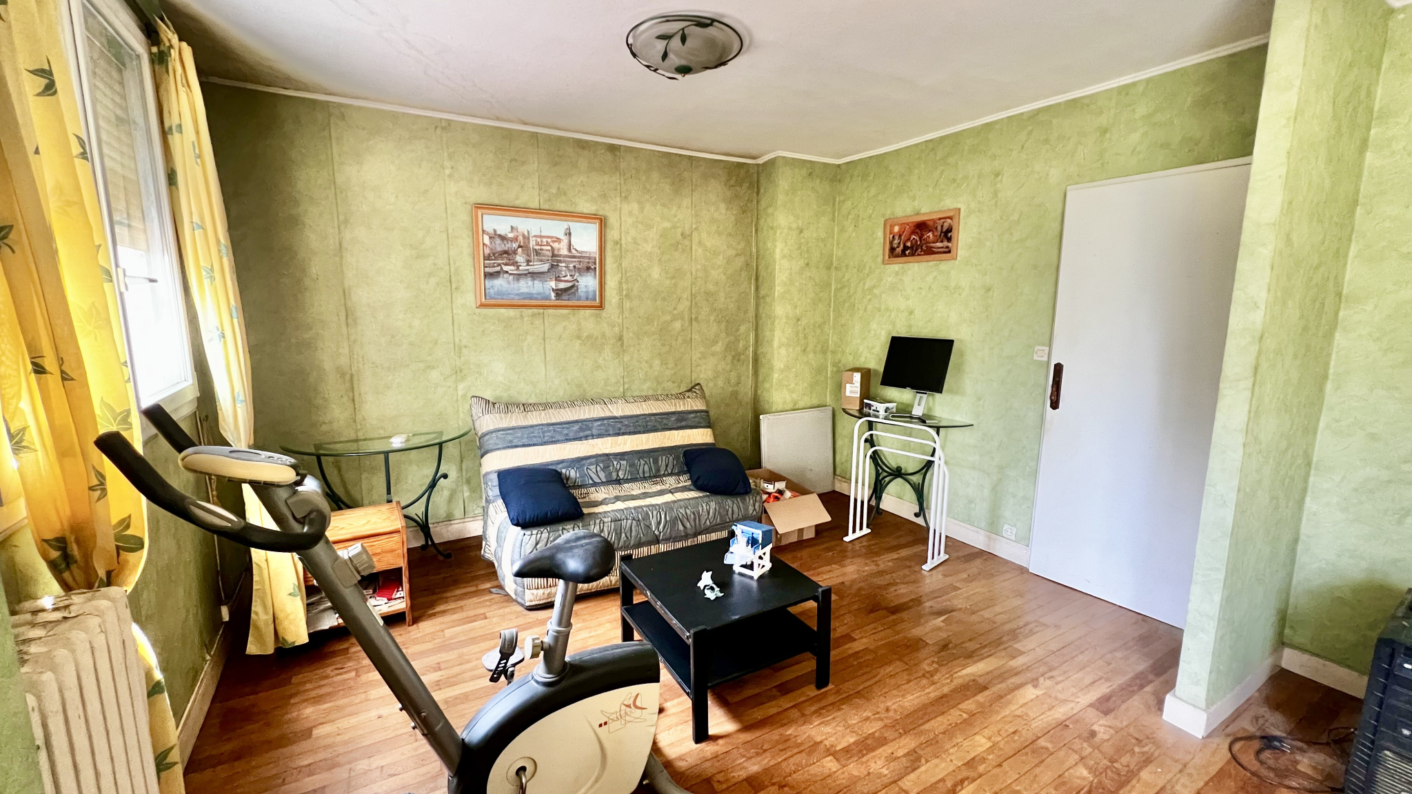 Appartement de 55 m2, cave et box - Les Closeaux