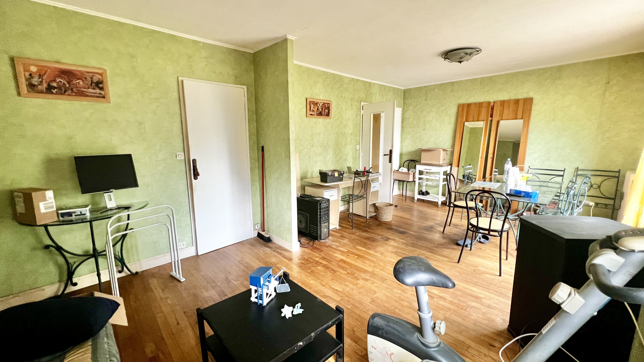 Appartement de 55 m2, cave et box - Les Closeaux