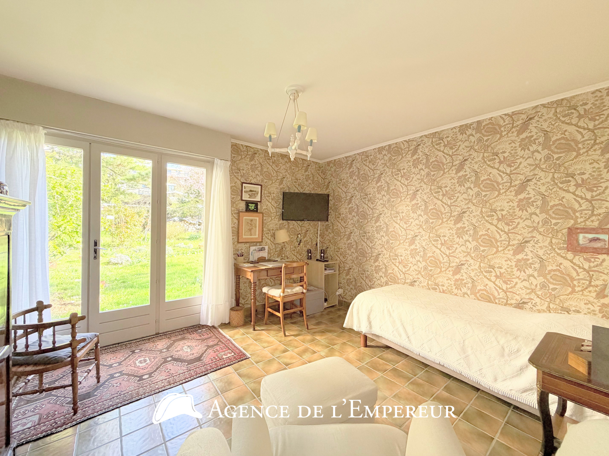 Maison 175 m2 - Parcelle 584 m2 - 6 chambres - Châtaigneraie/Richelieu