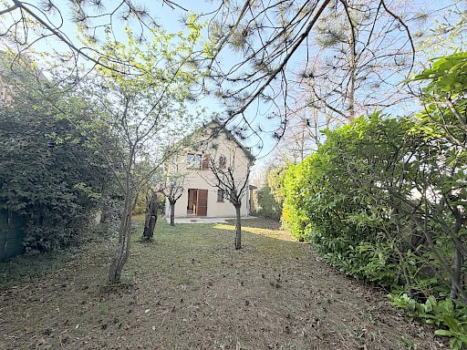 MAISON 7 PIÈCES BUZENVAL