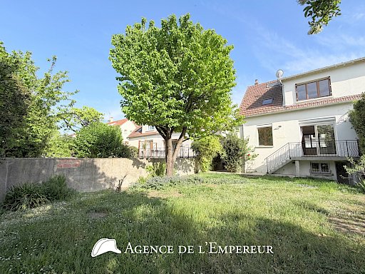 Maison avec jardin   proche Bois-Préau