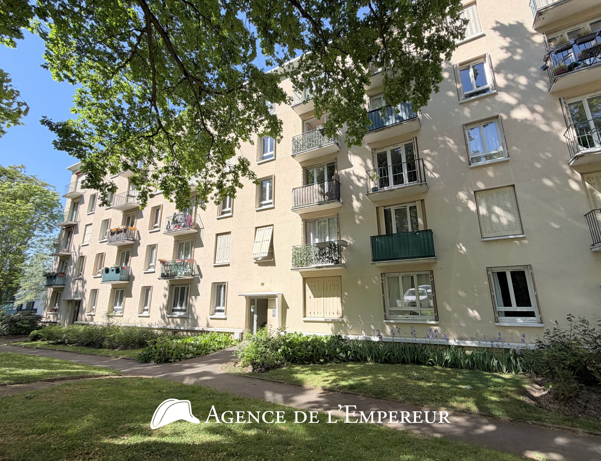 3 pièces traversant Rueil Buzenval, environnement calme et verdoyant