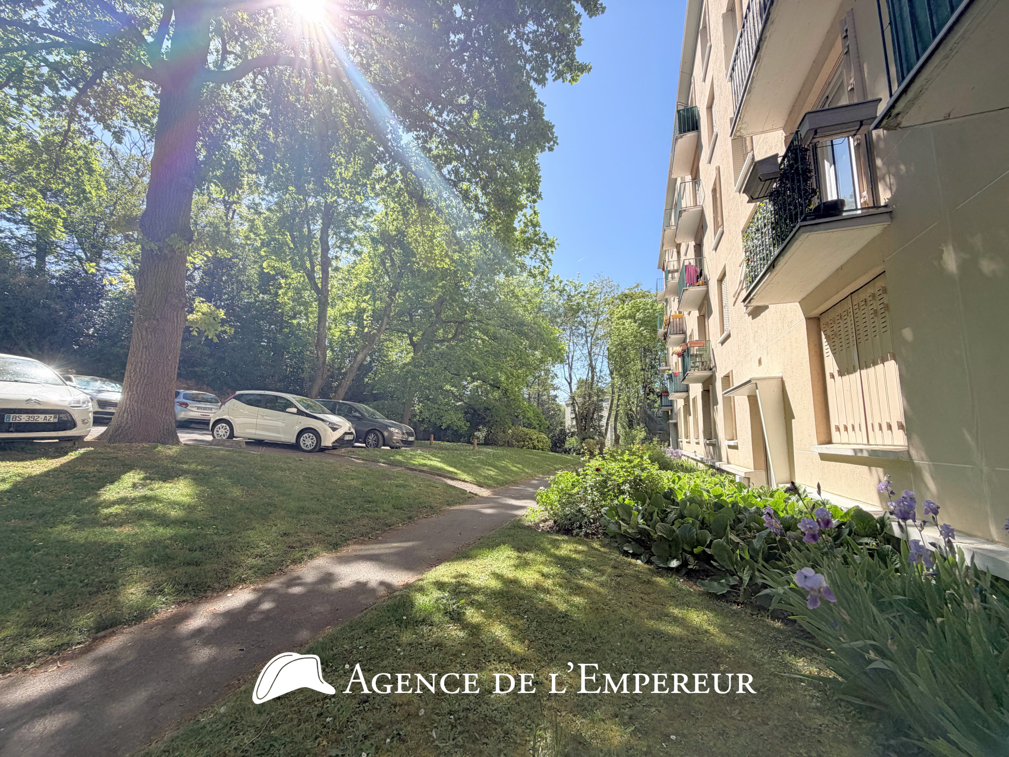 3 pièces traversant Rueil Buzenval, environnement calme et verdoyant