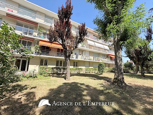 Appartement traversant 5 pièces - Rueil Buzenval