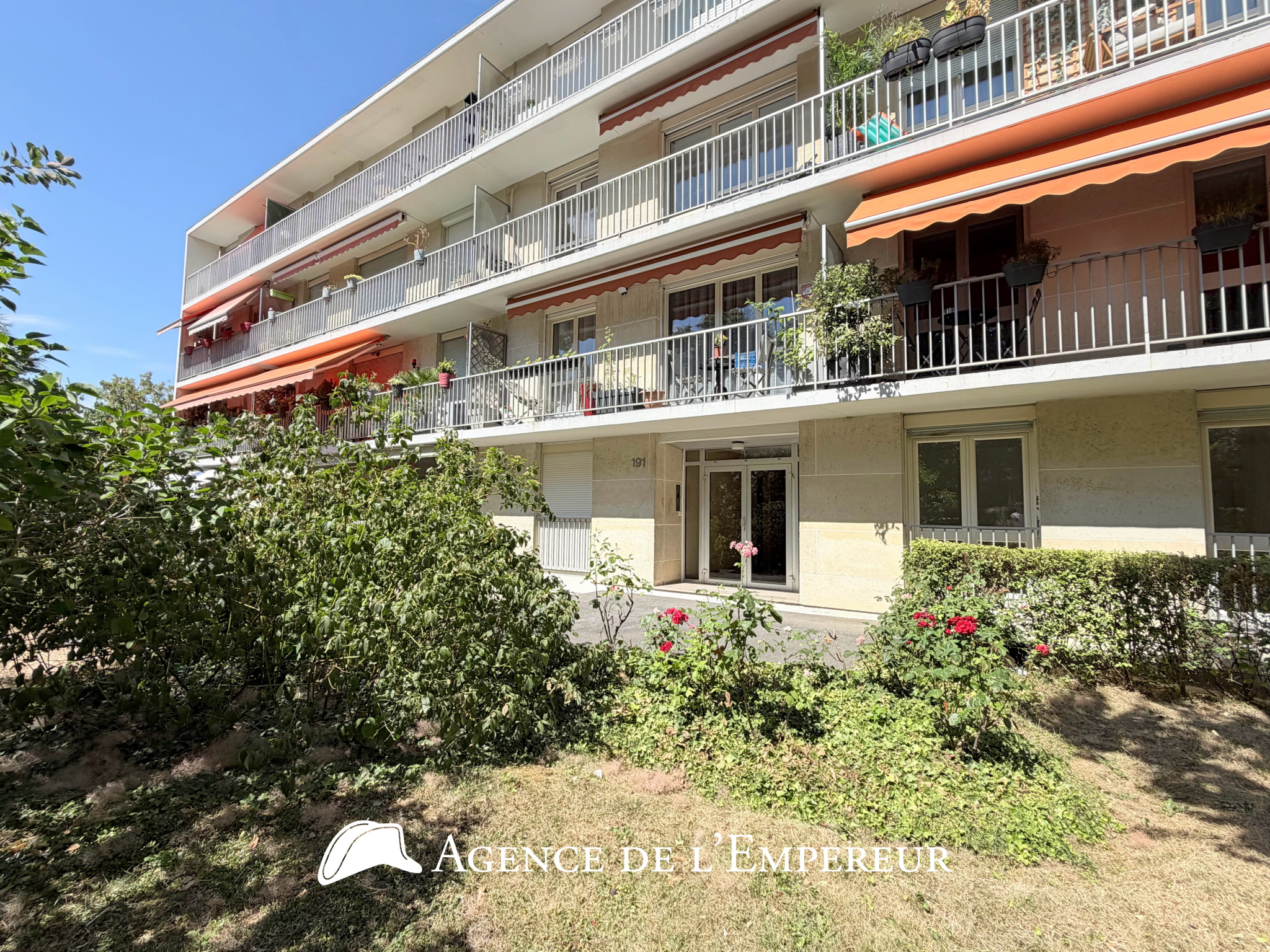 Appartement traversant 5 pièces - Rueil Buzenval